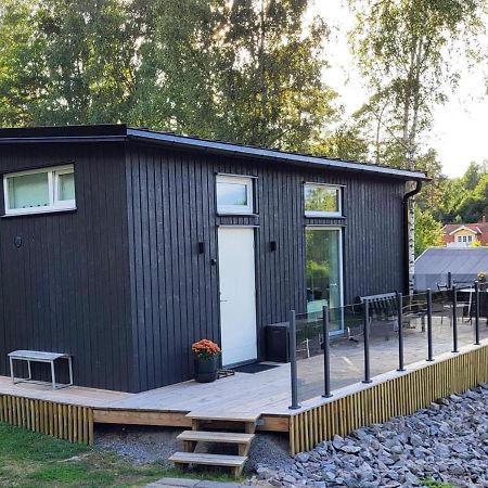 Cabin In The Woods, Close To Lake Maelaren يسكيلستونا المظهر الخارجي الصورة