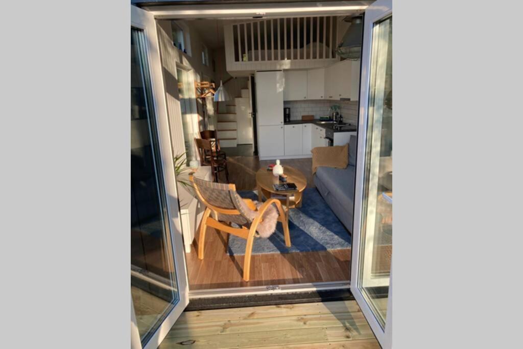 Cabin In The Woods, Close To Lake Maelaren يسكيلستونا المظهر الخارجي الصورة