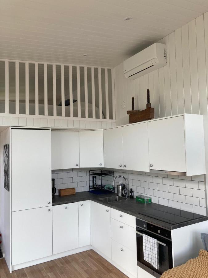 Cabin In The Woods, Close To Lake Maelaren يسكيلستونا المظهر الخارجي الصورة