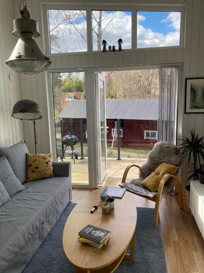 Cabin In The Woods, Close To Lake Maelaren يسكيلستونا المظهر الخارجي الصورة
