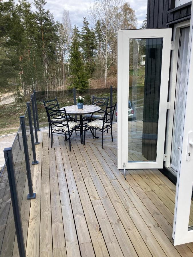 Cabin In The Woods, Close To Lake Maelaren يسكيلستونا المظهر الخارجي الصورة