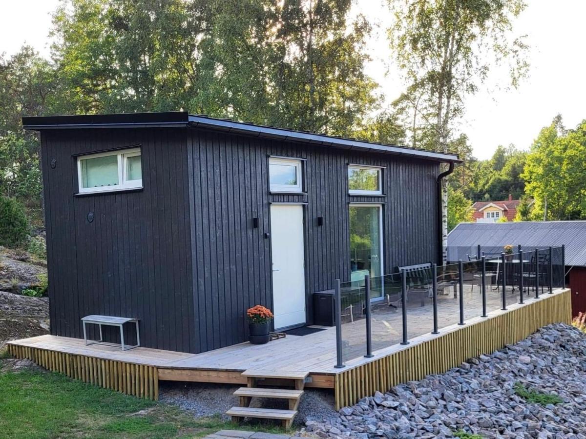 Cabin In The Woods, Close To Lake Maelaren يسكيلستونا المظهر الخارجي الصورة
